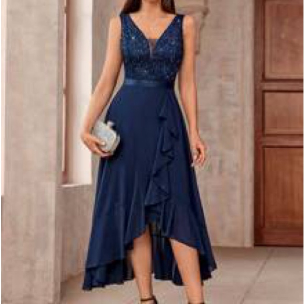Elegant Navy Blue Sleeveless Dress